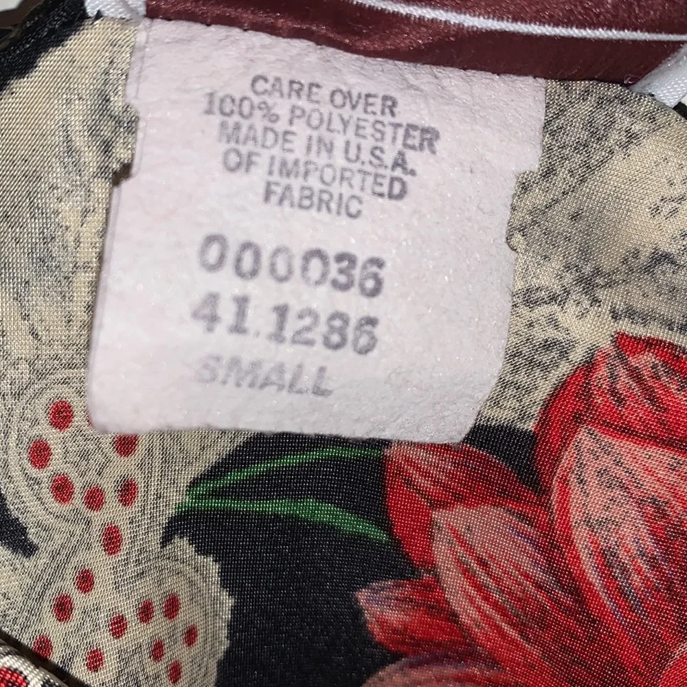 California Dynasty 80’s Black Floral Vintage Nightie - Picture 6 of 6